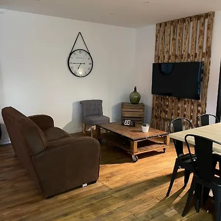 Daire Moulin De Chaussac Proche Du Puy Dufou