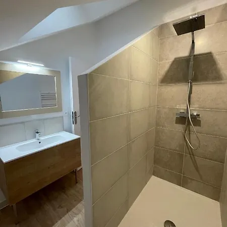 Moulin De Chaussac Proche Du Puy Dufou