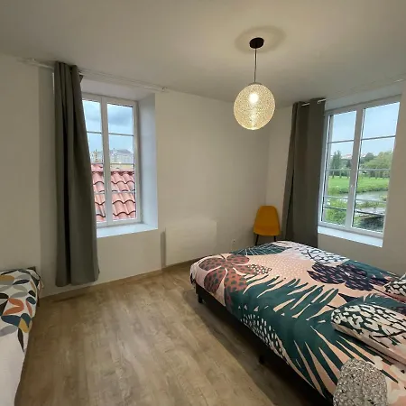 Moulin De Chaussac Proche Du Puy Dufou Daire *