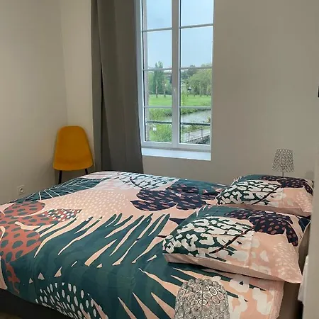 Moulin De Chaussac Proche Du Puy Dufou 塞夫勒河畔圣洛朗