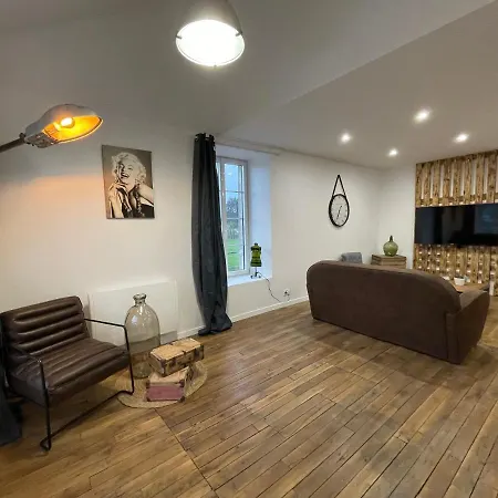 Moulin De Chaussac Proche Du Puy Dufou Daire *