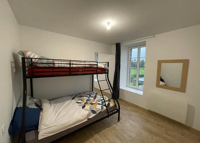 Moulin De Chaussac Proche Du Puy Dufou