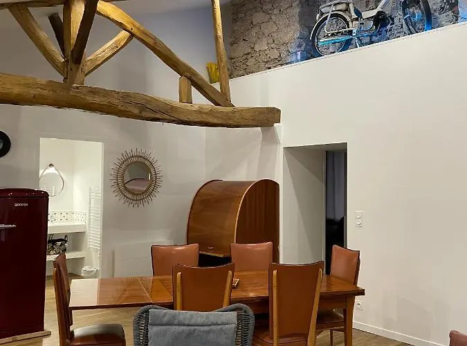 Moulin De Chaussac Proche Du Puy Dufou Appartement