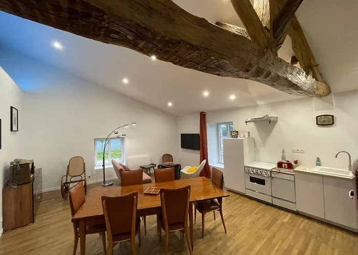 Moulin De Chaussac Proche Du Puy Dufou